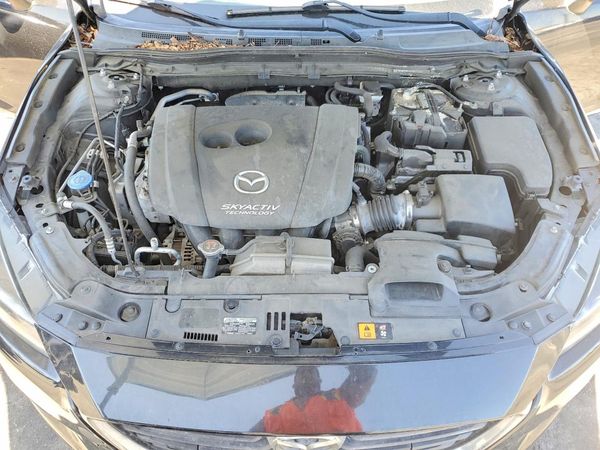 2018 MAZDA 3 Touring