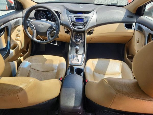 2013 HYUNDAI ELANTRA