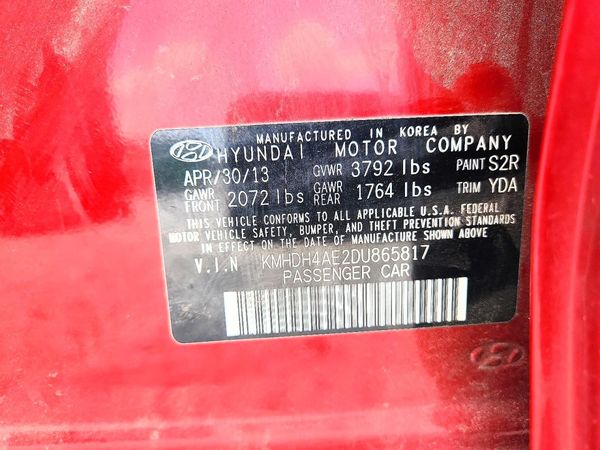 2013 HYUNDAI ELANTRA