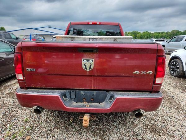 2013 RAM 1500 ST