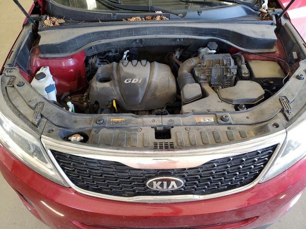 2014 KIA SORENTO Base/ LX