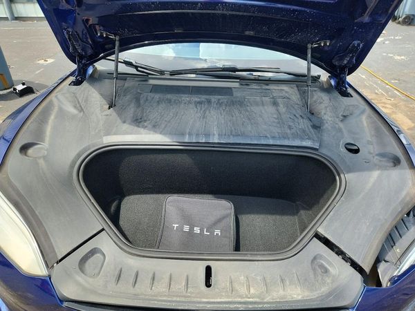 2021 TESLA MODEL S — Engine bay