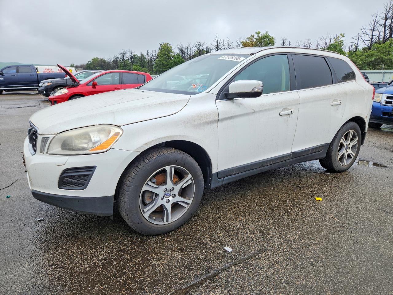2013 VOLVO XC60