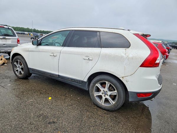 2013 VOLVO XC60