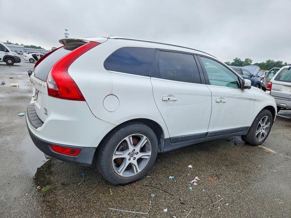 2013 VOLVO XC60