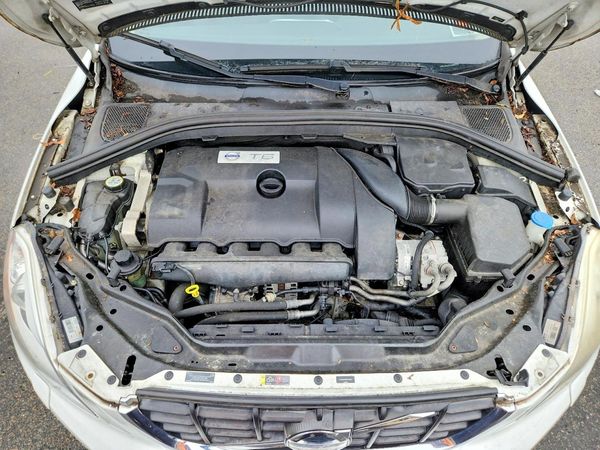 2013 VOLVO XC60