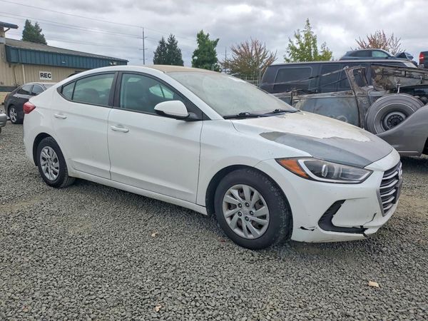 2017 HYUNDAI ELANTRA SE Base