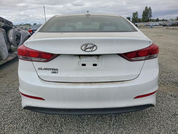 2017 HYUNDAI ELANTRA SE Base