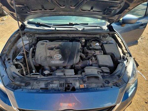 2015 MAZDA 3 Sport/GX