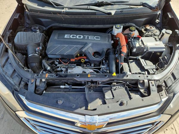 2018 CHEVROLET EQUINOX Premier (3LZ) — Engine bay