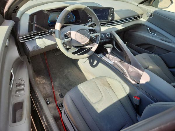 2026 HYUNDAI ELANTRA SE — CKPT