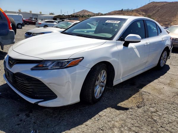 2018 TOYOTA CAMRY L/LE/SE/XLE