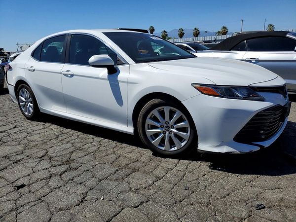 2018 TOYOTA CAMRY L/LE/SE/XLE