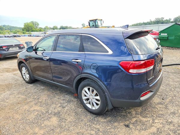 2016 KIA SORENTO L / LX