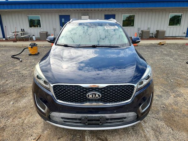2016 KIA SORENTO L / LX