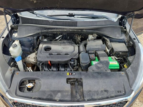 2016 KIA SORENTO L / LX