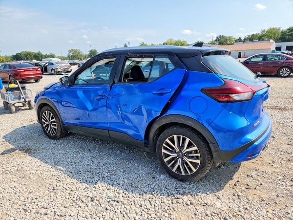 2022 NISSAN KICKS