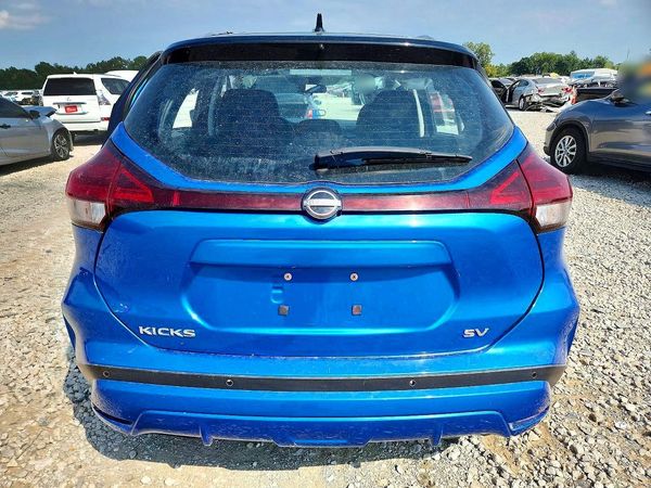 2022 NISSAN KICKS