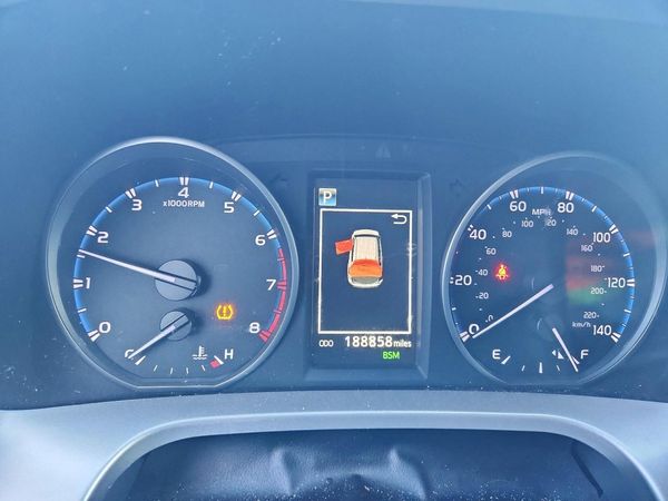2018 TOYOTA RAV4 Adventure/XLE
