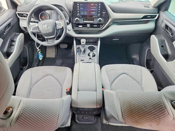 2022 TOYOTA HIGHLANDER