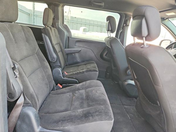 2018 DODGE GRAND CARAVAN SE