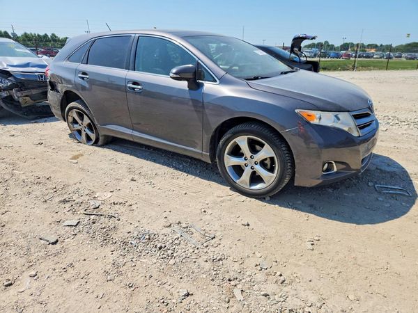2015 TOYOTA VENZA