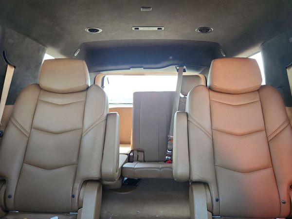 2017 CADILLAC ESCALADE Platinum