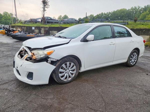2012 TOYOTA COROLLA