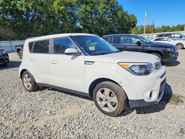 2018 KIA SOUL Base