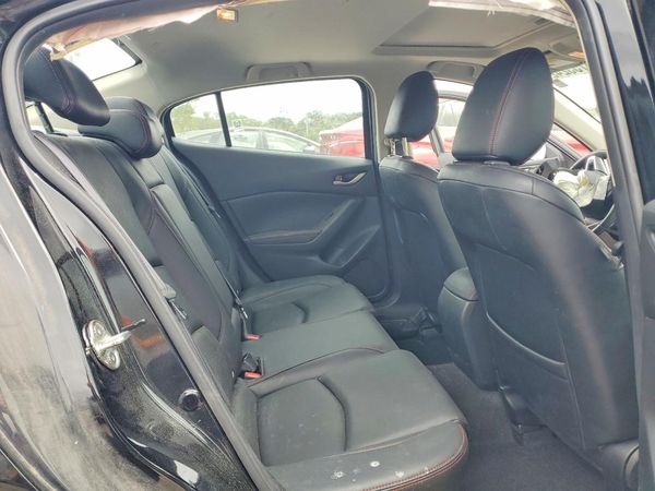 2016 MAZDA 3