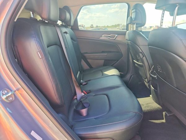 2025 KIA SPORTAGE