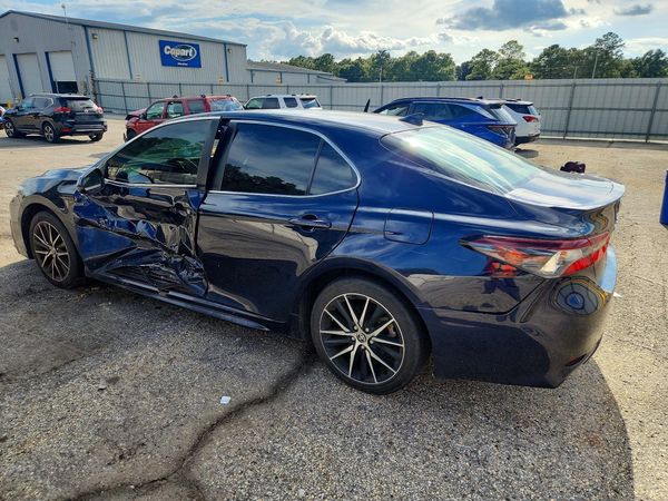 2022 TOYOTA CAMRY