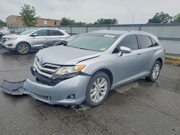 2015 TOYOTA VENZA