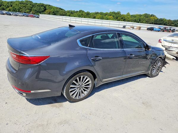 2017 KIA CADENZA