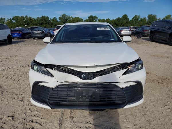 2021 TOYOTA CAMRY
