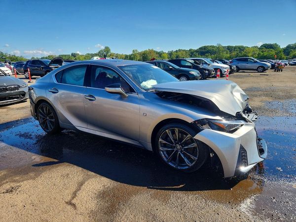 2023 LEXUS IS 350 F Sport — Passenger 3/4
