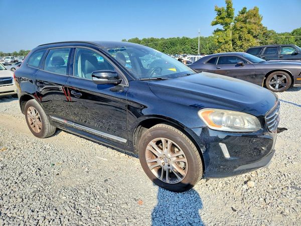 2015 VOLVO XC60 Base (non R design)