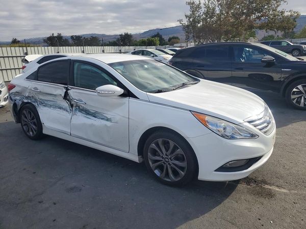 2014 HYUNDAI SONATA