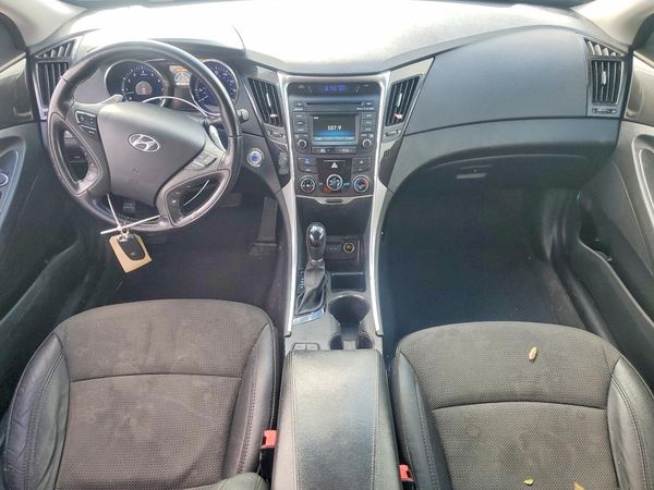 2014 HYUNDAI SONATA