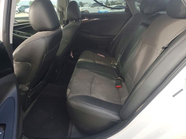 2014 HYUNDAI SONATA