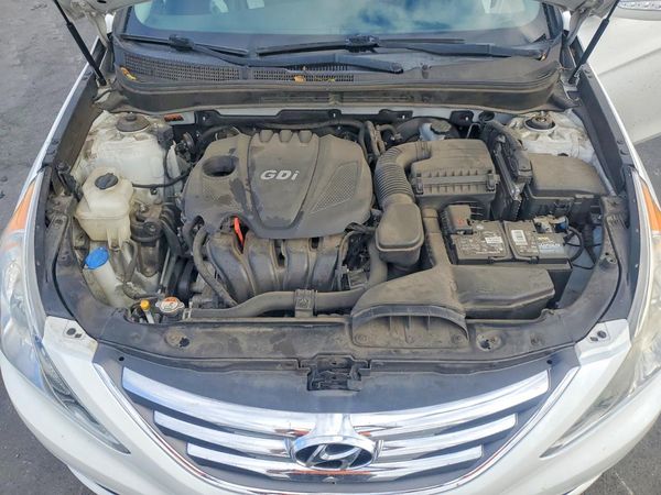 2014 HYUNDAI SONATA