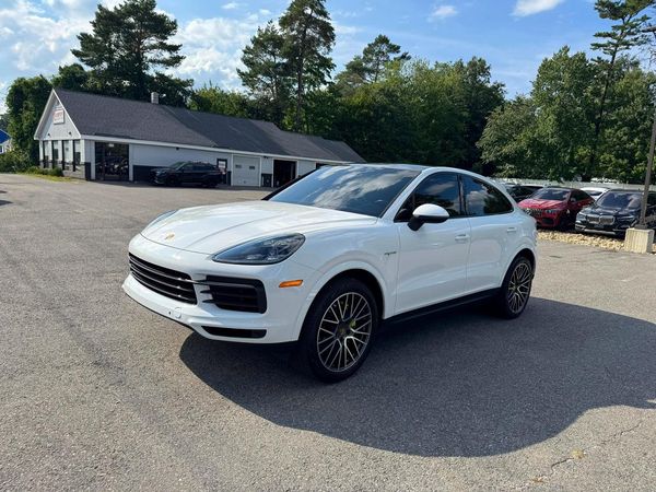 2020 PORSCHE CAYENNE E-Hybrid Coupe