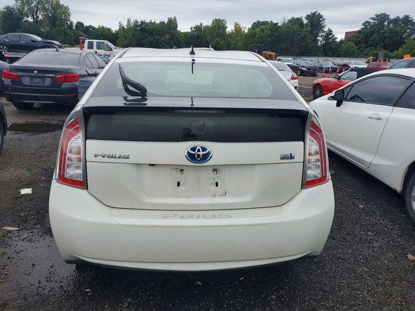 2015 TOYOTA PRIUS