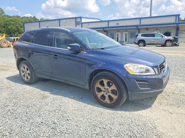 2013 VOLVO XC60