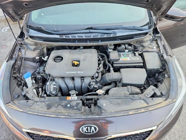 2017 KIA FORTE LX Base
