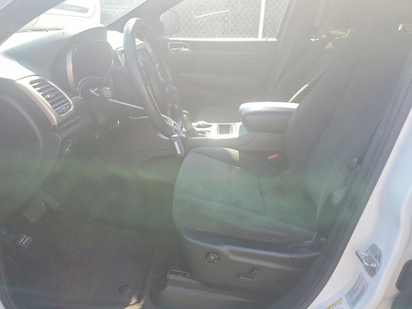 2016 JEEP GRAND CHEROKEE Laredo — DENT