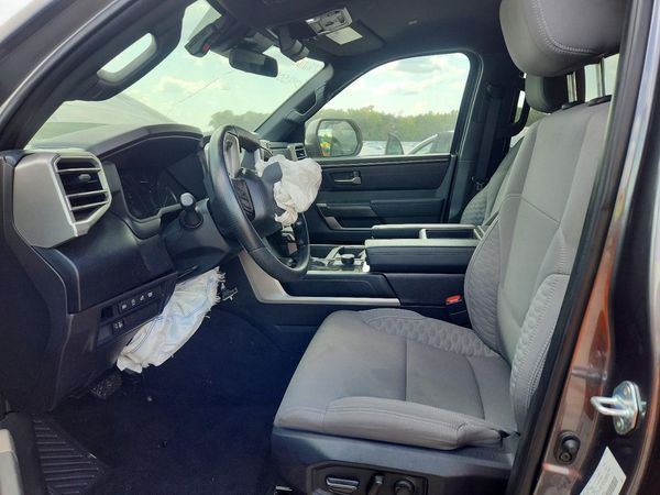 2025 TOYOTA TUNDRA SR5 — DENT