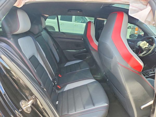 2024 VOLKSWAGEN GTI