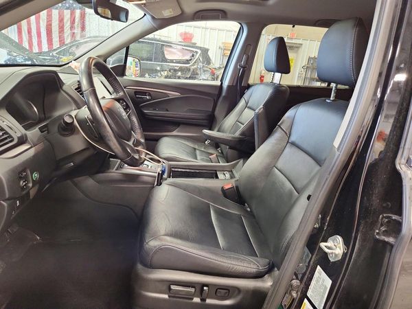 2021 HONDA PILOT SE