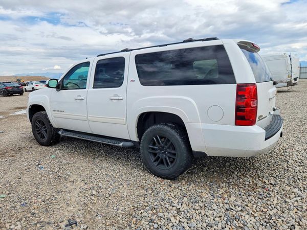 2014 CHEVROLET SUBURBAN LT
